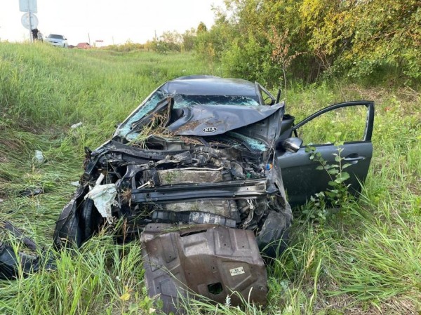 Компания молодых людей опрокинулась в кювет на трассе Тюмень &mdash; Салаирка