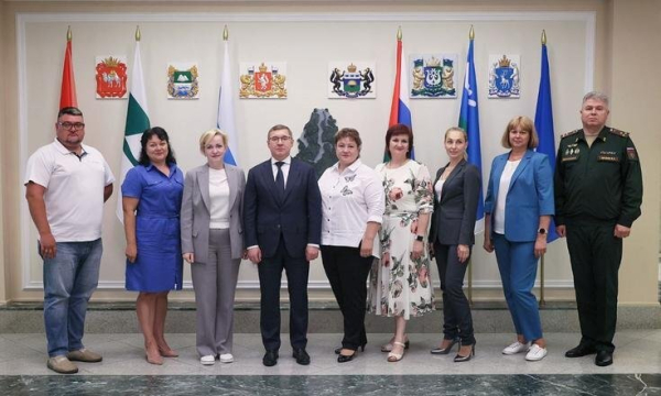 Полпред президента в УФО обсудил вопросы поддержки военнослужащих и их близких