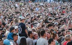 Николай Расторгуев и группа "Любэ" поздравили тюменцев с Днем города