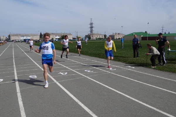 Более 70 спортсменов Исетского района посоревнуются в полиатлоне