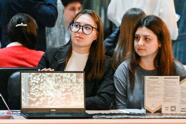 Тюменские компании для поиска стажеров могут бесплатно разместить заявку на  SuperJob