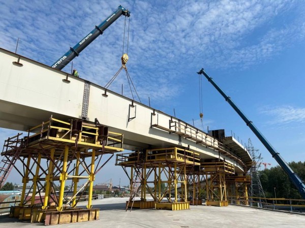 Транспортная развязка на Мельникайте - Дружбы в Тюмени готова на 85 процентов Транспортная развязка на Мельникайте - Дружбы в Тюмени готова на 85 процентов