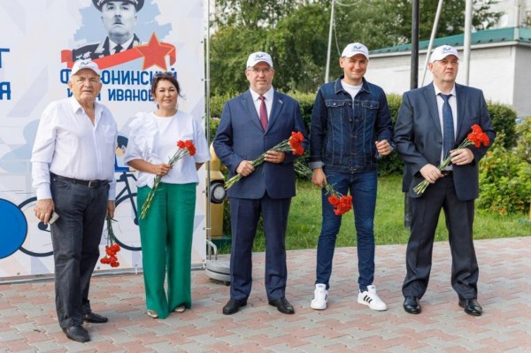 Тюменские нефтепроводчики приняли участие в патриотическом велопробеге