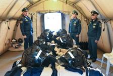 Разрезали автомобиль и вскрыли дверь "хулиганом": тюменские журналисты поучаствовали в квесте "Я - пожарный"