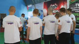 Звезда силового экстрима Михаил Кокляев впервые провел соревнования в тюменском СИЗО