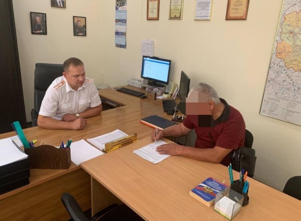 За проезд перекрестка на красный свет в Тюмени наказали водителя автобуса