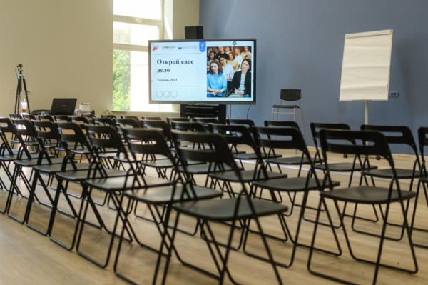 Тюменские самозанятые прошли курс "Открой свое дело: менеджер маркетплейсов"