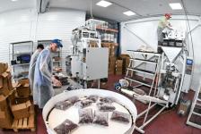 Шоковую заморозку использует для сохранения полезных свойств ягод производитель под Тюменью