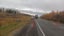 Выезд на встречную полосу стал причиной трагедии на трассе Тюмень - Ханты-Мансийск