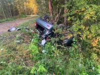 В Нижнетавдинском районе водитель на "Ладе Приоре" вылетел с трассы и погиб 