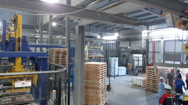 Производитель тротуарной плитки стандартизировал работу на упаковке и сортировке