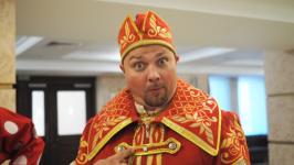 Новый сезон во Дворце культуры "Нефтяник" открыли с шествием и большим концертом Новый сезон во Дворце культуры "Нефтяник" открыли с шествием и большим концертом