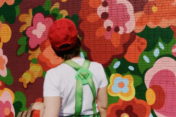 Для тюменцев запустили новый маршрут по уличному искусству