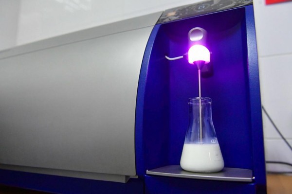 Молочная компания из Тюмени изготовила продукты из 692 кг сырья неизвестного происхождения Молочная компания из Тюмени изготовила продукты из 692 кг сырья неизвестного происхождения