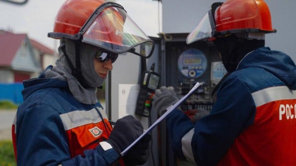 Перебои со светом возникли в Переваловском муниципальном округе из-за энерговоровства