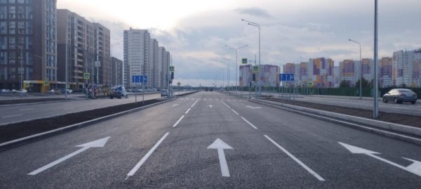 Автомобильное движение открыли на участке ул. Фармана Салманова в Тюменской слободе