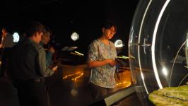 Ямал в стеклянных шарах представили на выставке в Тюмени Ямал в стеклянных шарах представили на выставке в Тюмени