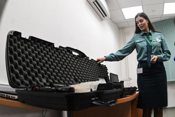 Александр Моор поздравил ветеранов и работников Тюменской таможни с профессиональным праздником