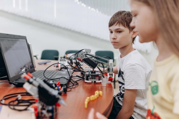 Дети на форуме "Инфотех-2023" в Тюмени посоревнуются в киберспортивных состязаниях