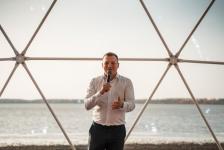 Первый в Тюменской области купольный отель открыли на берегу озера Сингуль 