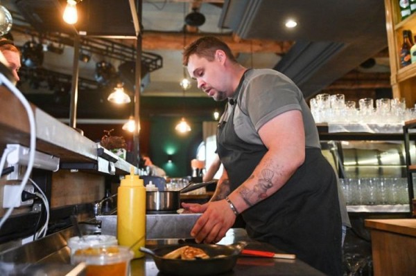 Оборот предприятий общепита в Тюменской области вырос на 7 % за год