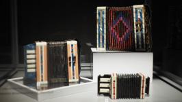 С развитием гармони тюменцев познакомят на выставке в историческом парке