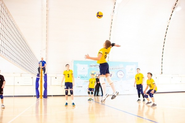 Первенство УФО по волейболу среди учащихся спортшкол пройдет в Тюменской области