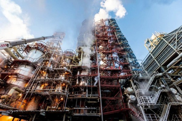 Тюменский НПЗ обеспечивает топливом потребителей в Уральском федеральном округе