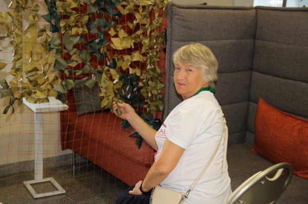 Маскировочные сети от серебряных волонтеров из Тюменской области доставят в зону СВО