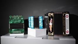 С развитием гармони тюменцев познакомят на выставке в историческом парке