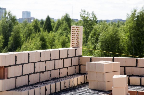 Погорельцы из Тюменского и Тобольского районов получили выплаты на новое жилье