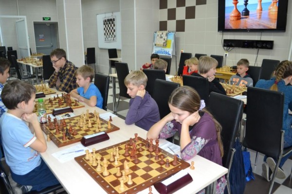 Команды тюменских школ встретятся на городских соревнованиях по шахматам 