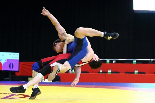Более 20 борцов греко-римского стиля представят Тюменскую область на первенстве УФО