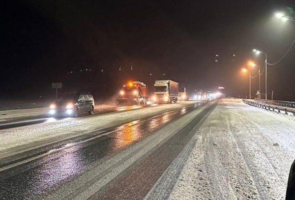 На трассе Тюмень - Омск сняли ограничения на движение большегрузов