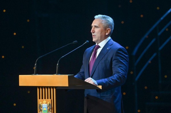 Александр Моор поздравил жителей Тюменской области с Днем народного единства