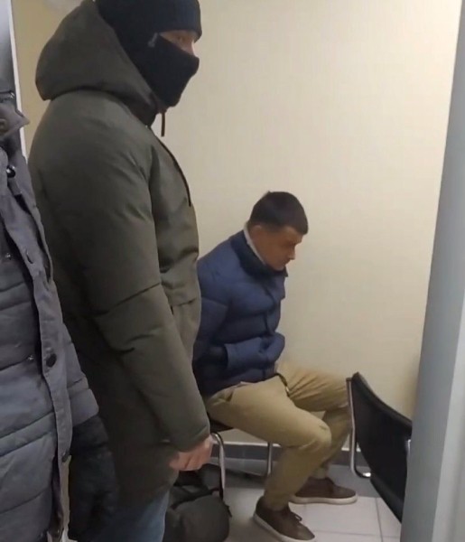 На Ямале курьера за сбыт наркотиков приговорили к 11 годам колонии строгого режима