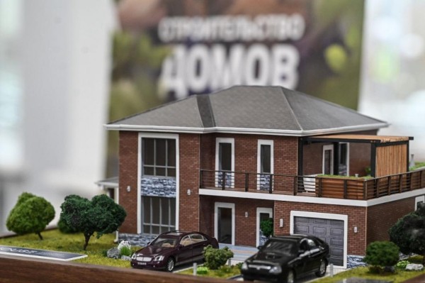 Более 1 млн 827 тыс. кв. м составил объем строительства в Тюменской области за 10 месяцев 2023 года