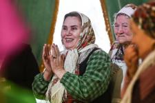 Национальным танцам и ткачеству обучают на Днях удмуртской культуры в Тюмени