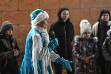 Более 300 юных тюменцев посетят новогодние утренники в конном клубе "Аллегро" до конца года