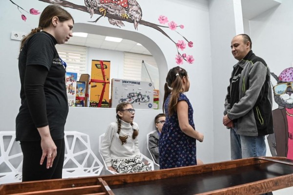 В Тюменской области масштабируют сеть центров дневного пребывания детей с инвалидностью В Тюменской области масштабируют сеть центров дневного пребывания детей с инвалидностью