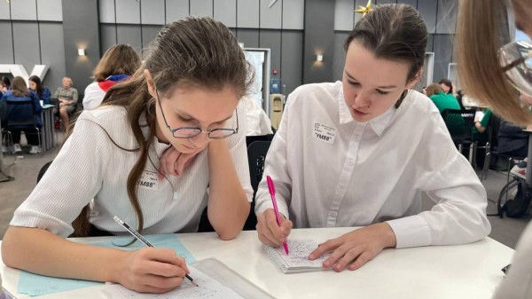 Тюменские школьники победили в первом областном турнире "Математическая регата" Тюменские школьники победили в первом областном турнире "Математическая регата"