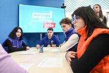 В Тюмени открыли региональный избирательный штаб Владимира Путина 