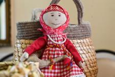 Национальным танцам и ткачеству обучают на Днях удмуртской культуры в Тюмени