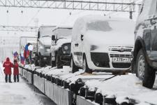 11 автомобилей отправили из Тюмени бойцам в зону СВО