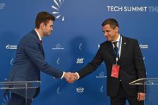 Московская лизинговая компания начала сотрудничать с Нефтегазовым кластером Московская лизинговая компания начала сотрудничать с Нефтегазовым кластером