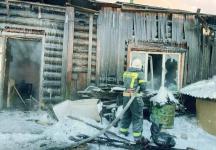 Из горящего дома в Плеханово эвакуировали четырех человек