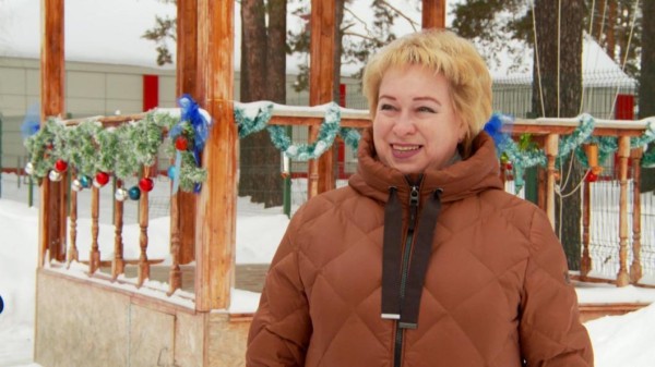 В Тюневском сельском поселении плетут маскировочные сети и собирают теплую одежду для бойцов