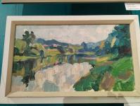 Ценители искусства успевают посмотреть картины на выставке "Палитра Ишима" 