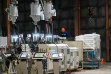 Тюменский завод открыл первое в УФО производство новых полимерных труб для нефтяной отрасли