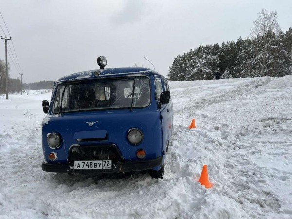 В ДТП на трассе под Тобольском пострадали двое подростков
